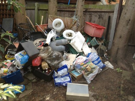 Factors influencing skip pricing in Queens Park